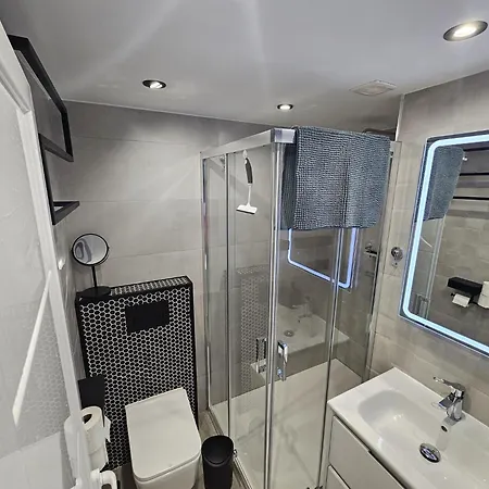Modern Premium Apt-europa Near Ccyumbo *