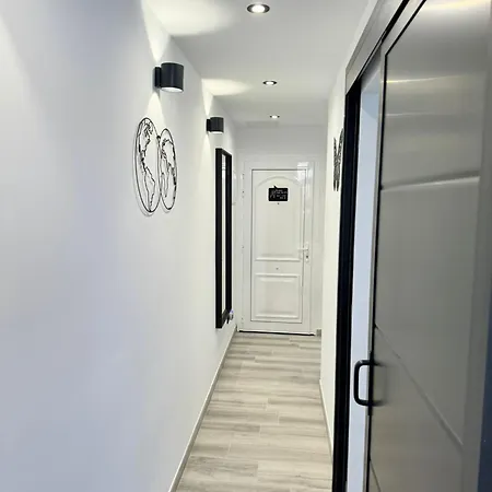 Modern Premium Apt-europa Near Ccyumbo דירה פלאייה דל אינגלז