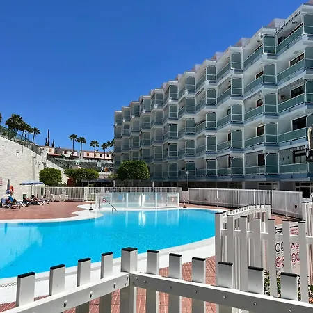 Yumbo-europa * Playa del Inglés